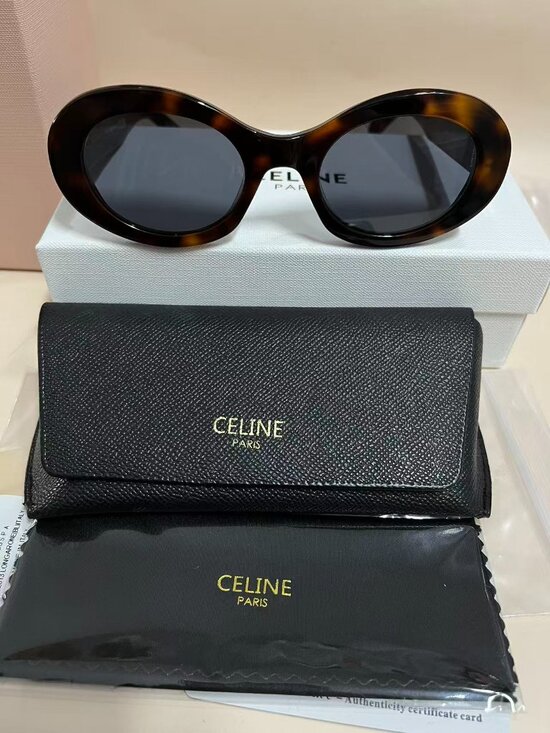 Celine Women CL40194U Triomphe Oval Sunglasses Brown Frame / Gray Lens